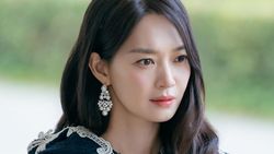 Aura Mempesona Shin Min Ah di The Remarried Empress