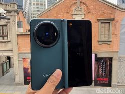 Menggenggam Smartphone Lipat Anyar Vivo X Fold 6 di Shanghai