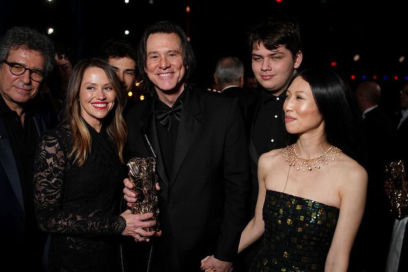 2263776527 PARIS, FRANCE - FEBRUARY 26: Jane Erin Carrey, Jim Carrey, Min Ah and Jackson Riley pose during the 51st Cesar Film Awards at L'Olympia on February 26, 2026 in Paris, France. (Photo by Francois Durand/Getty Images)