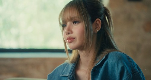 Adegan dalam film dokumenter Always LALISA.