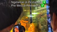 Viral Anti Mainstream, Pasangan Ini Buat Foto Prewedding Santai di Pestapora