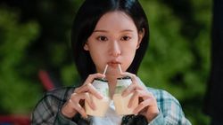 Potret Kim Ji Won di Doctor X, Berantas Korupsi Juga Butuh Makan