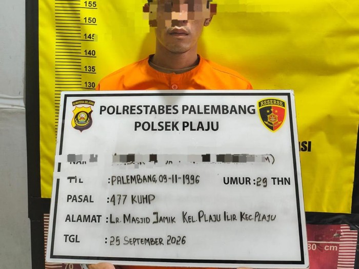 Terduga pelaku pembobolan SMP Muhammadiyah 3 Palembang.