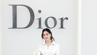 Foto: Adu Gaya Para Bintang Asia di Show Dior, Lingling Kwong Hingga Jisoo