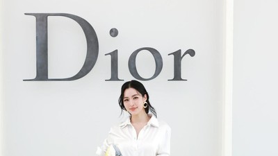 Foto: Adu Gaya Para Bintang Asia di Show Dior, Lingling Kwong Hingga Jisoo