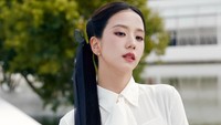 Pesona Anggun Jisoo BLACKPINK di Acara Dior