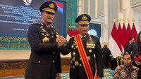 Tongkat Pimpinan Baru Polri dari Jenderal Sigit ke Jenderal Suyudi