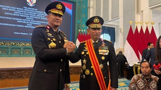 Tongkat Pimpinan Baru Polri dari Jenderal Sigit ke Jenderal Suyudi