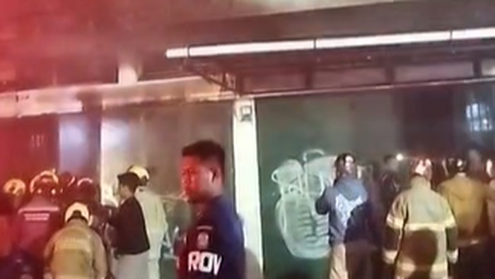 Kebakaran di Jalan Andalas Makassar.
