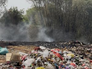 TPA Landoh Rembang Terbakar, Api Diduga Berasal dari Puntung Rokok