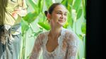 Potret Luna Maya Pakai Kebaya saat Melaspas Rumah Baru di Bali