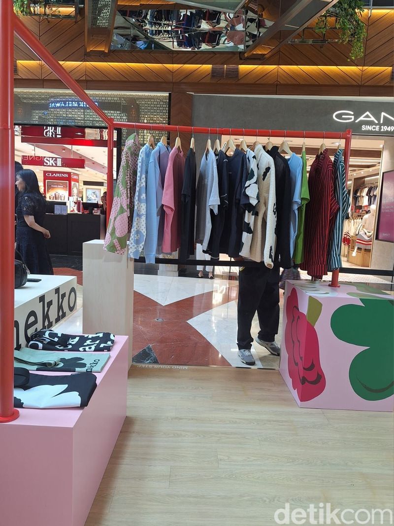 Pembukaan toko marimekko di Indonesia.