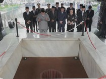 Doa Prabowo di Depan Sumur Maut Lubang Buaya