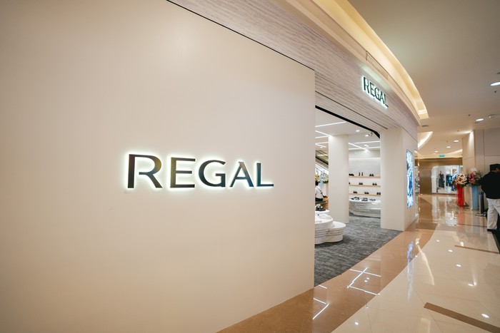 Pembukaan Toko Sepatu Regal di Pacific Place Jakarta pada September 2026.