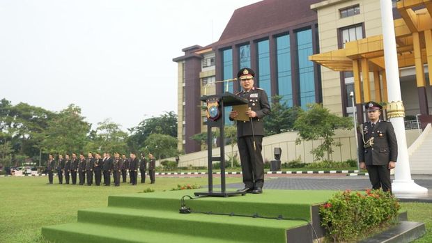 Polda Riau menggelar upacara memperingati Hari Kesaktian Pancasila Polda Riau menggelar upacara memperingati Hari Kesaktian Pancasila, Kamis (1/10/2026).