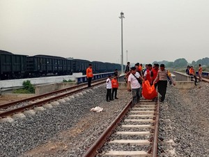 Pria Lansia Tewas Usai Tertemper Kereta Api di Kertapati Palembang