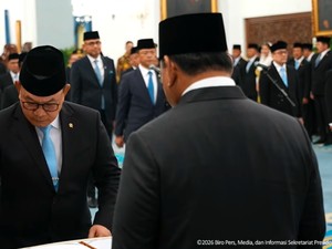 Isi Garasi Menko Polkam Dudung: Veloz hingga Corolla Cross
