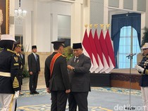 Prabowo Anugerahi Jenderal Listyo Sigit Prabowo Bintang Mahaputera Adipurna