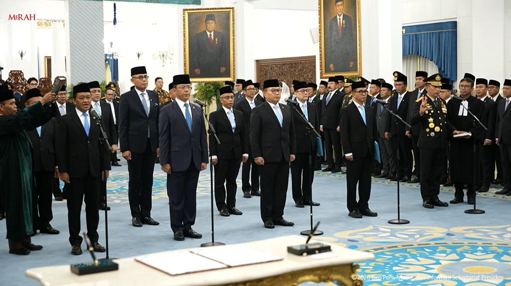 Presiden Prabowo Subianto sebelum melantik Menteri dan Wakil Menteri Kabinet Merah Putih sisa masa jabatan periode tahun 2024-2029 serta anggota Ombusdsman RI di Istana Negara, Jakarta, Kamis (1/10/2026). (Tangkapan Layar Youtube/Sekretariat Presiden)