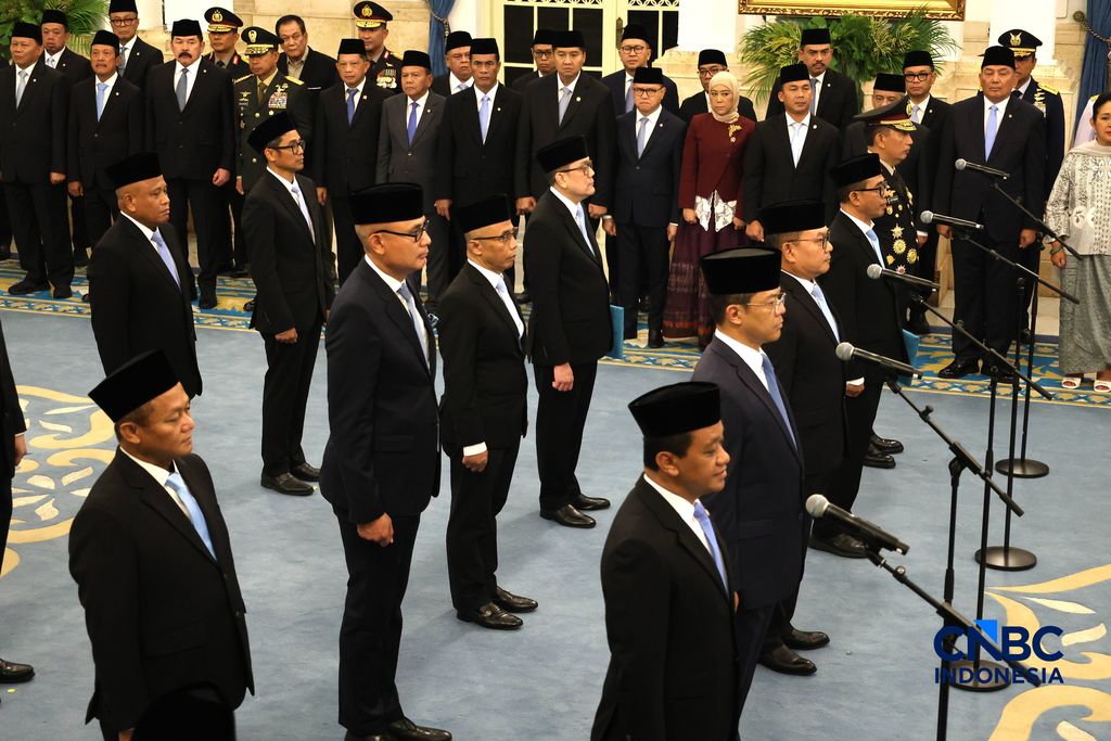 Prosesi Pelantikan Menteri dan Wakil Menteri Kabinet Merah Putih sisa masa jabatan periode tahun 2024-2029 serta anggota Ombusdsman RI di Istana Negara, Jakarta, Kamis (1/10/2026). (CNBC Indonesia/Muhammad Sabki)