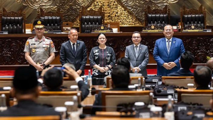 Puan Beberkan Alasan Persetujuan Pergantian Kapolri di DPR Berjalan Cepat