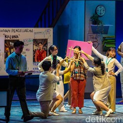 Saat Perjuangan Kaluna Home Sweet Loan Berubah Menjadi Drama Musikal