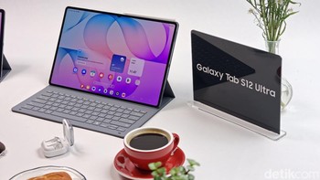 Sementara Galaxy Tab S12 Ultra lebih tipis, yakni 5,1 mm, dengan bobot mulai 692 gram. Foto: Adi FR/detikINET