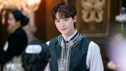 Prince Charming Vibe! Potret Lee Jong Suk di The Remarried Empress
