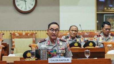 Momen Suyudi Ario Seto Jalani Uji Kelayakan Calon Kapolri di DPR