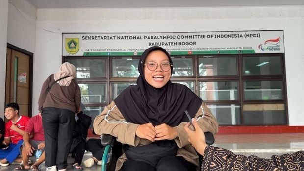 Atlet angkat berat Bogor.