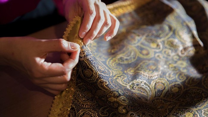 Batik dan Emas, Dua Warisan Bernilai untuk Generasi Mendatang