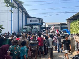 HRD Otaki Penipuan Loker, Pabrik Udang di Pati Digeruduk Warga