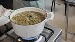 Disebut Suami Idaman, Nino Fernandez Jago Masak Nasi Goreng hingga Steak