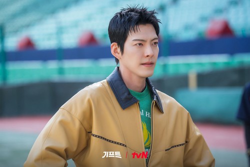 Adegan dalam drama Korea terbaru tvN GIFT.