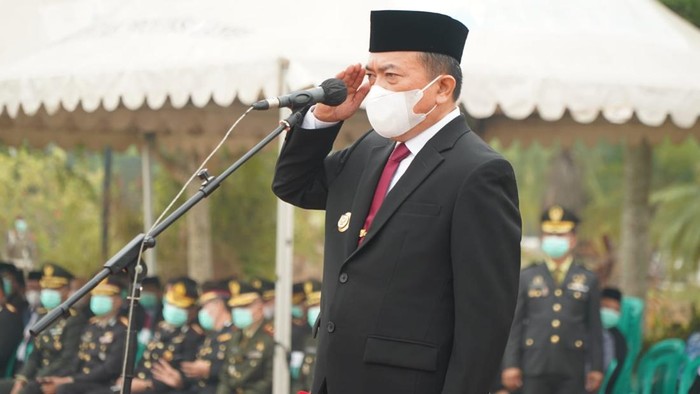 Gubernur Jambi Al Haris