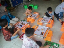 Hari Batik Nasional, Mengenalkan Batik Sejak Dini