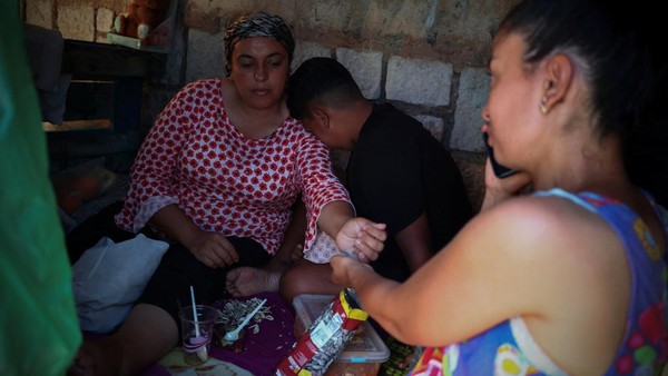 Hari-hari Migran di Hunian Darurat Ceuta