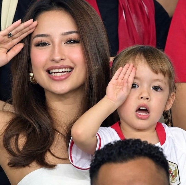 8 Potret WAGs Timnas Indonesia Jelang Final ASEAN Cup 2026, Artis-Supermodel
