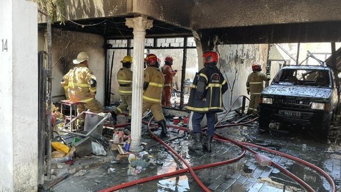 Kebakaran Prada Permai, Kelurahan Pradahkalikendal, Kecamatan Dukuhpakis, Kota Surabaya