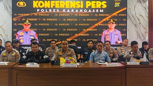 Konferensi pers Polres Karangasem, Jumat (2/10/2026). (Selamat Juniasa/detikBali)