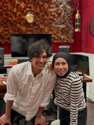 Berdua Lebih Baik Dirilis Lagi Usai 16 Tahun, Melly Goeslaw Gandeng Dimas Beck