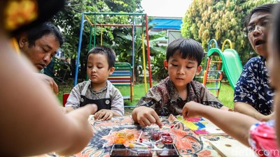 Merayakan Hari Batik Lewat Goresan Cilik