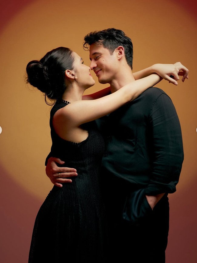 8 Foto Mesra Nino Fernandez & Steffi Zamora yang Sedang Jadi Sorotan
