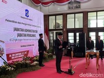Lantik 85 ASN Surabaya, Walkot Eri Tegaskan Tak Ada Jabatan Titipan