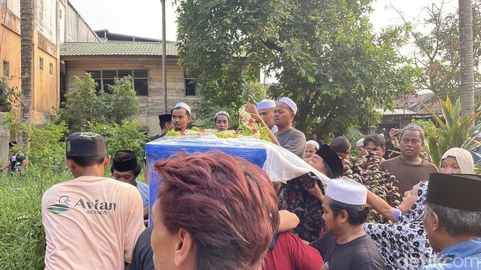 Pemakaman korban KM Virgo Transport 8 asal Banjarmasin, Imam Buhari.