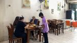 Ngemil Sore! Cicip Pempek Enak dan Celimpungan Legendaris di Kemayoran