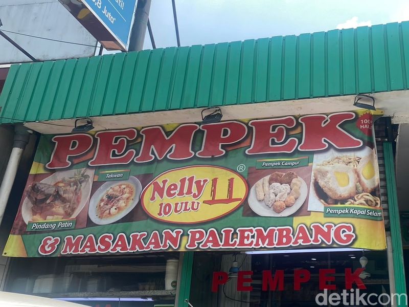Pempek Nelly 10 Ulu Pempek Nelly 10 Ulu yang legendaris sejak 1995 di Jalan Garuda