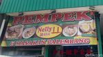 Ngemil Sore! Cicip Pempek Enak dan Celimpungan Legendaris di Kemayoran