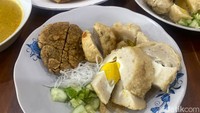 Nelly 10 Ulu: Kelezatan Pempek Kapal Selam hingga Pindang Patin Sejak 1995
