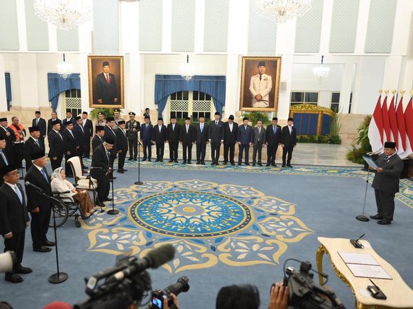 Prabowo Lantik Dewan Pertimbangan Presiden di Istana Negara